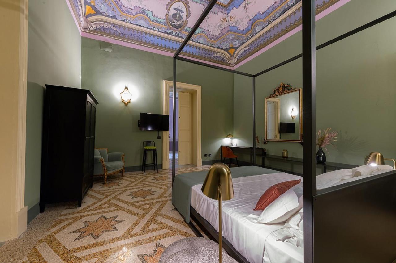 Palazzo Francesco Grassi Bed & Breakfast Aradeo Exterior photo