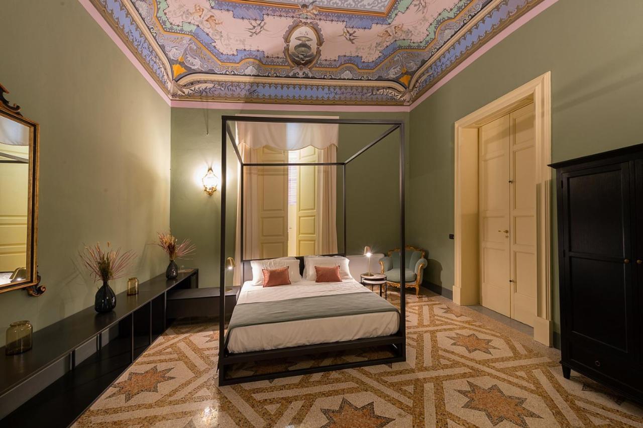 Palazzo Francesco Grassi Bed & Breakfast Aradeo Exterior photo